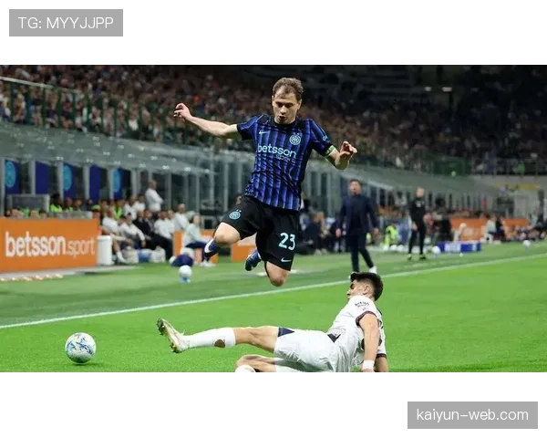 国际米兰3-0完胜卡利亚里，积分优势扩大至12分